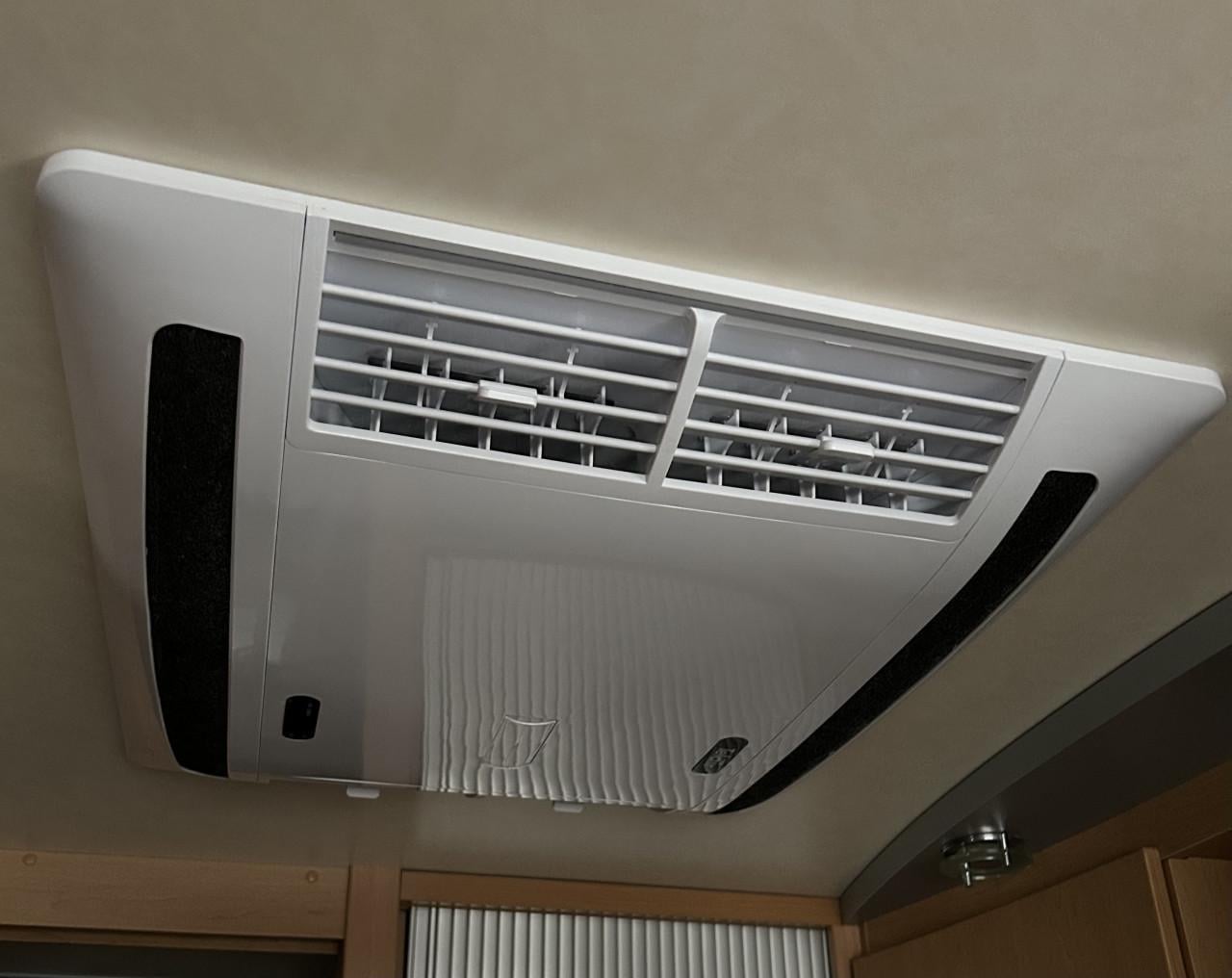 Knaus Südwind caravan 500 eu mover/airco/luifel