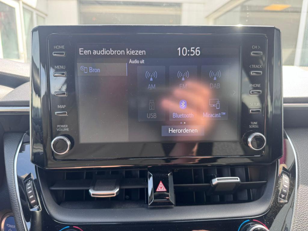 Toyota Corolla Touring Sports 1.8 hybrid dynamic