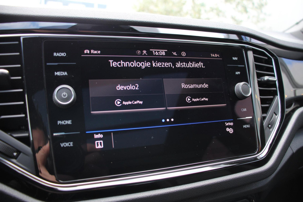Volkswagen T-roc 2.0 tsi r 4motion - akrapovic - virtual - pano - leder - a