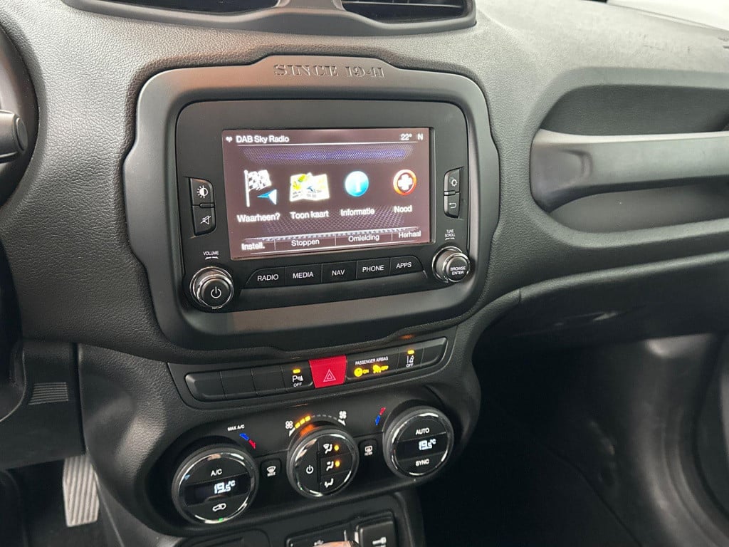 Jeep Renegade 1.4 multiair limited | automaat | navigatie | parkeersensoren