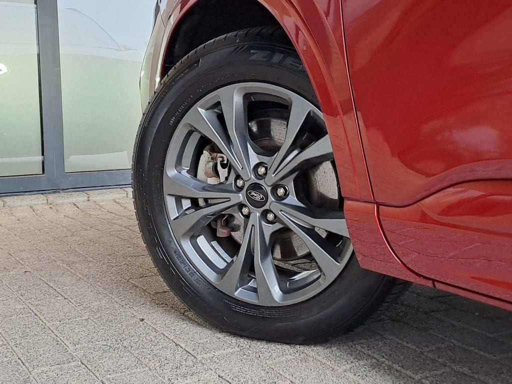 Ford Kuga 2.5 phev st-line 18'' lmv | adaptief cruise | led | keyless entry