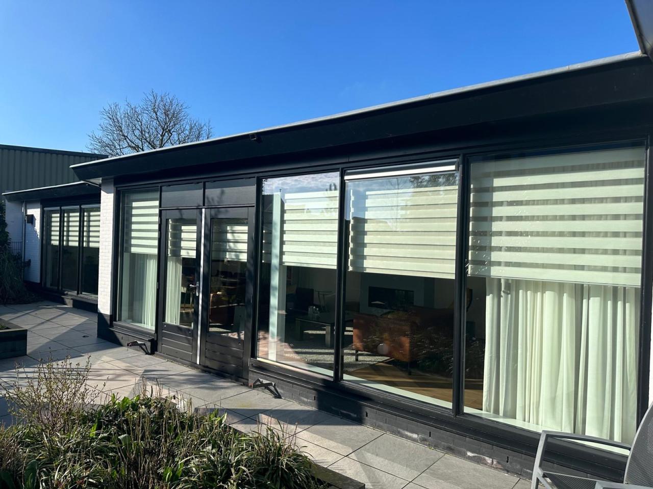 LuxaFlex Elektrische Rolgordijnen ( Accu)