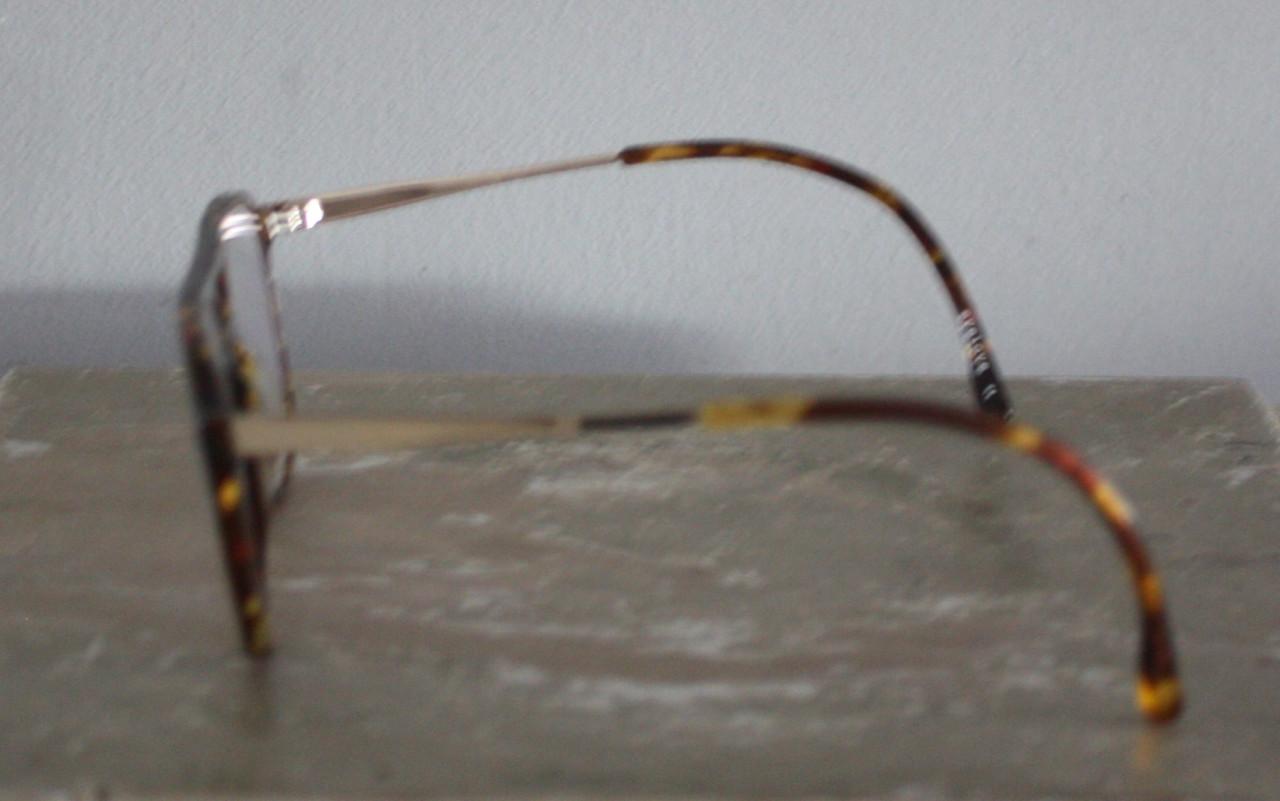 Bruine bril op sterkte