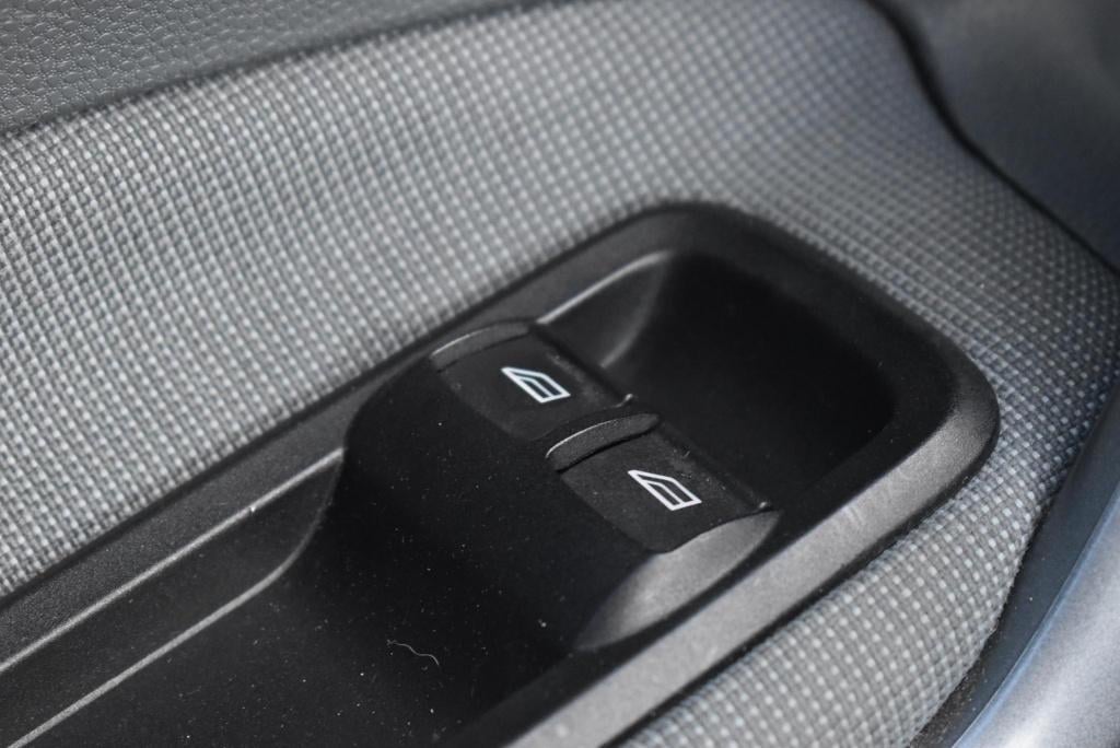 Ford Fiesta 1.25 limited | airco | radio |