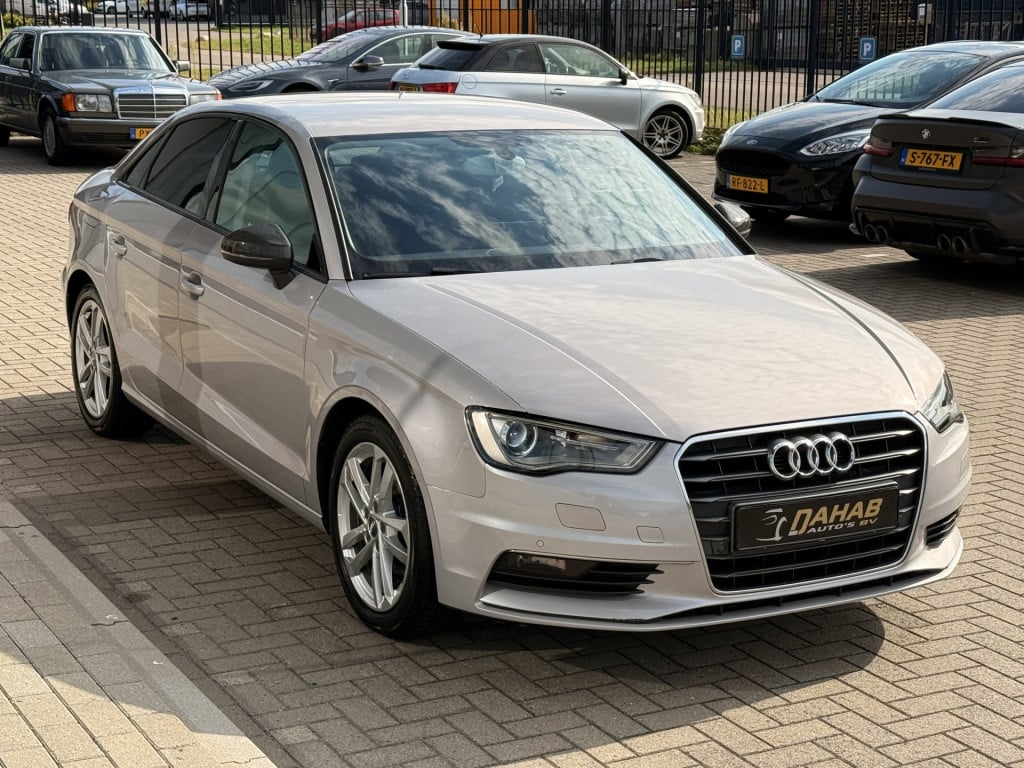 Audi A3 limousine 1.4 tfsi ambiente pro line | stoelverwarming | parkeersen