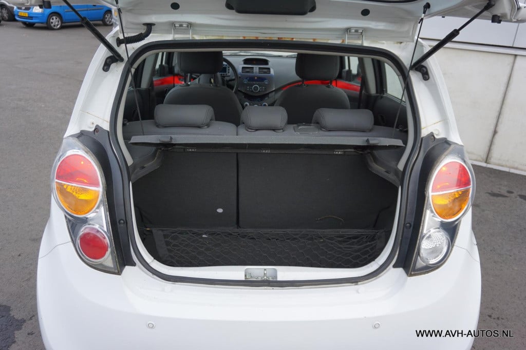 Chevrolet Spark 1.2 16v lt