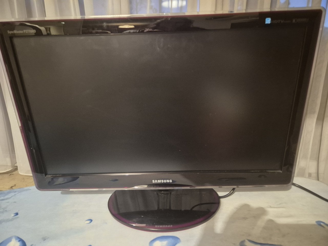 Samsung SyncMaster P2770HD - 27 inch Full HD Monitor