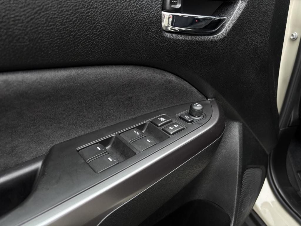 Suzuki Vitara style 1.4 boosterjet smart hybrid