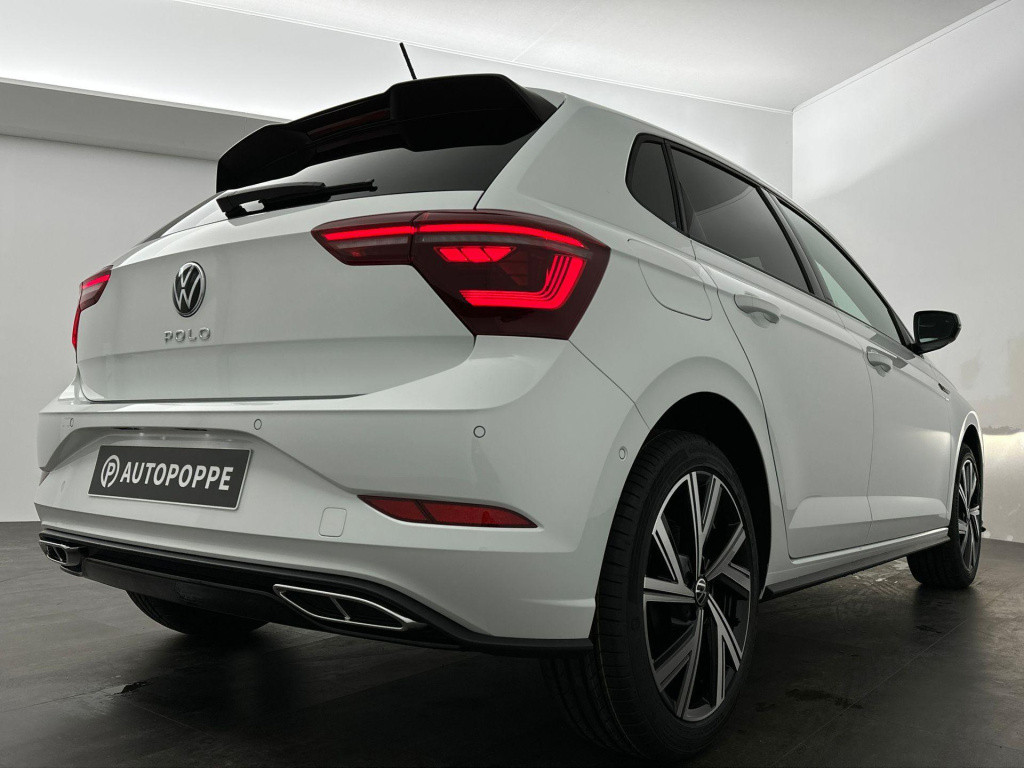 Volkswagen Polo r-line-edition 1.0 70 kw / 95 pk tsi hatchback 7 v