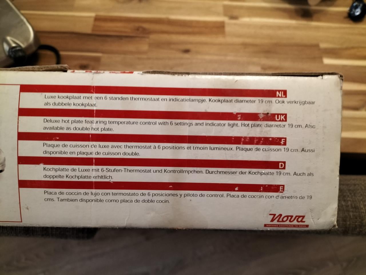 Een pits electrische kookplaat
