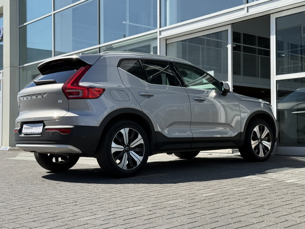 Volvo XC40 t5 262pk recharge ultimate bright| panodak| adap.cruise| trekhaa