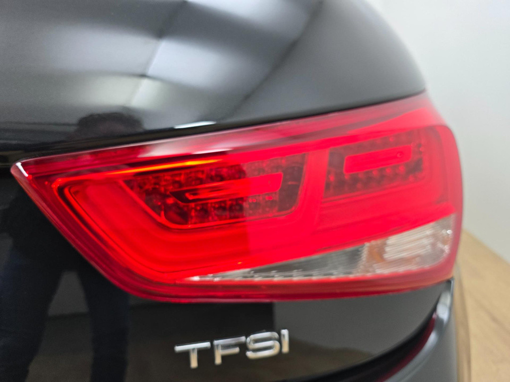 Audi A1 Sportback occasion 1.2 tfsi admired s line black edition | unieke l