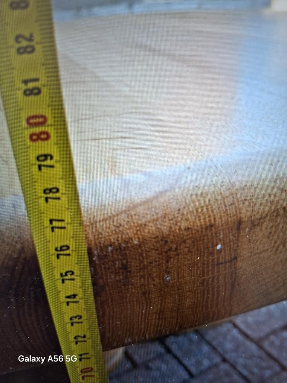 Massief  eiken  eettafel