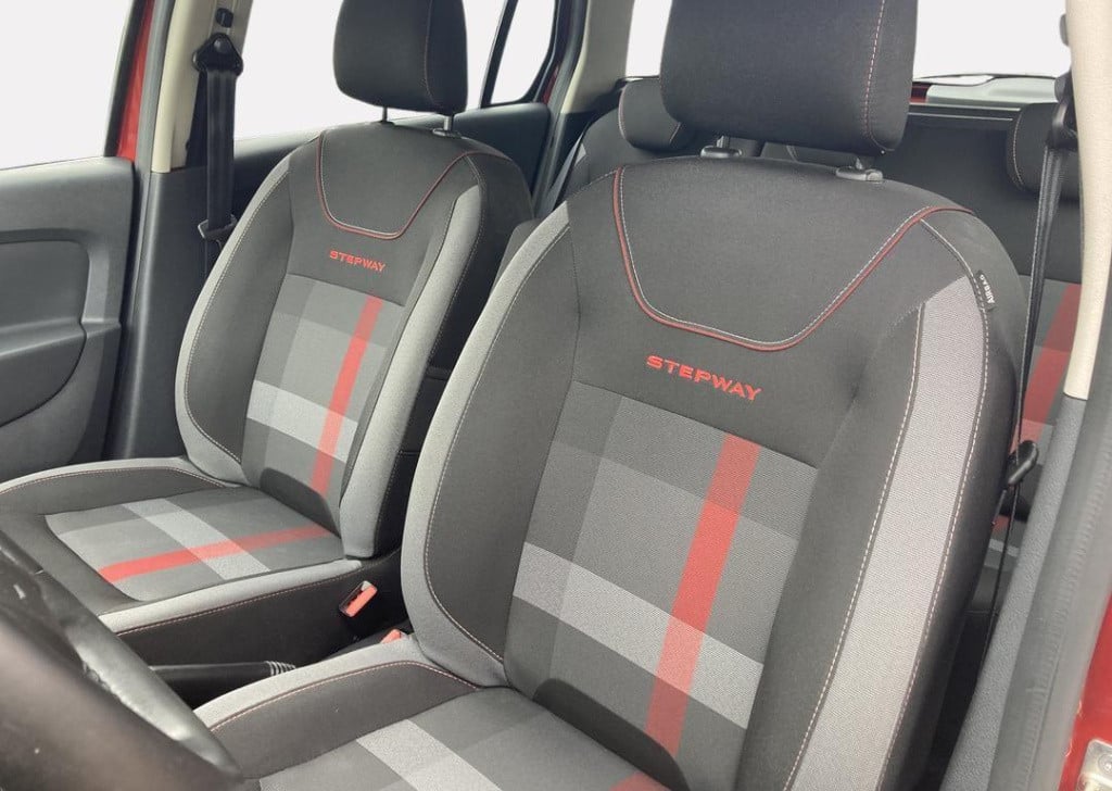 Dacia Logan mcv 0.9 tce stepway tech road - trekhaak