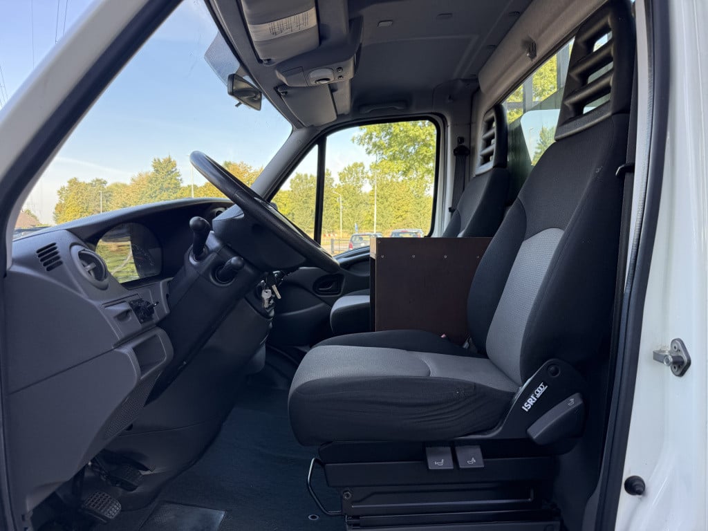 Iveco Daily 40c17 be open laadbak kipper | 5660kg laadverm. | dubbel lucht 