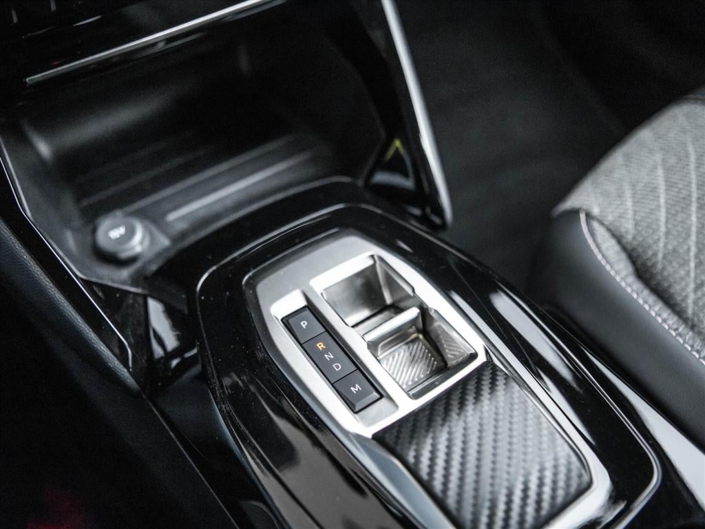 Peugeot 2008 1.2 hybrid 145pk e-dcs6 allure