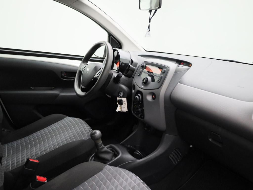 Peugeot 108 1.0 e-vti active | 5-deurs | lage km stand | airco | bluetooth 