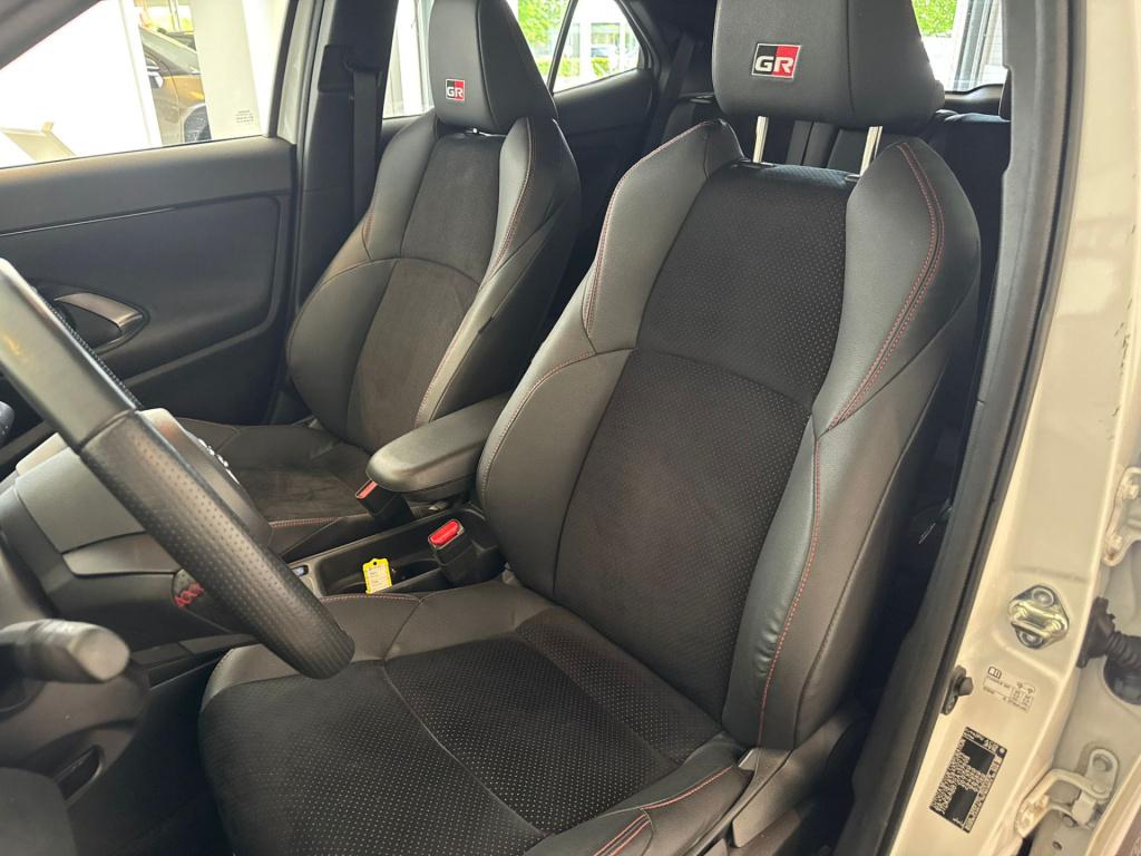 Toyota Yaris Cross 1.5 hybrid gr sport
