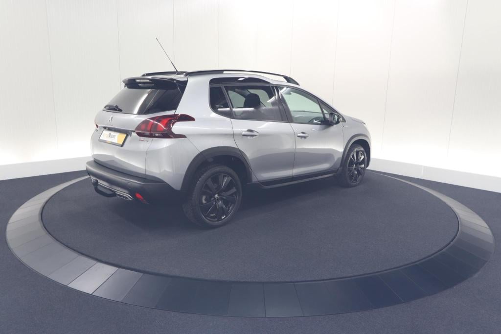 Peugeot 2008 puretech 110 eat6 gt | trekhaak | camera | panoramadak | apple