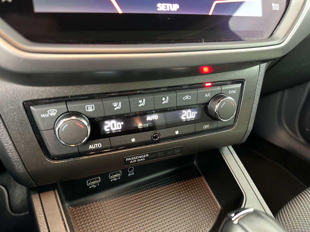 Seat Ibiza 1.0 tsi style automaat clima cruise apple carplay