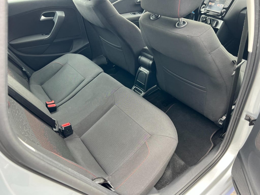 Volkswagen Polo 1.2 tsi comfortline business r, diverse opties...