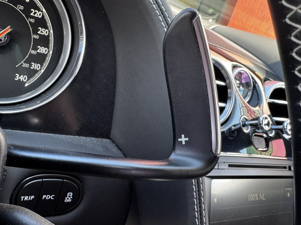 Bentley Flying Spur 6.0 w12 s | convenience-pakket | massage | nieuwstaat!