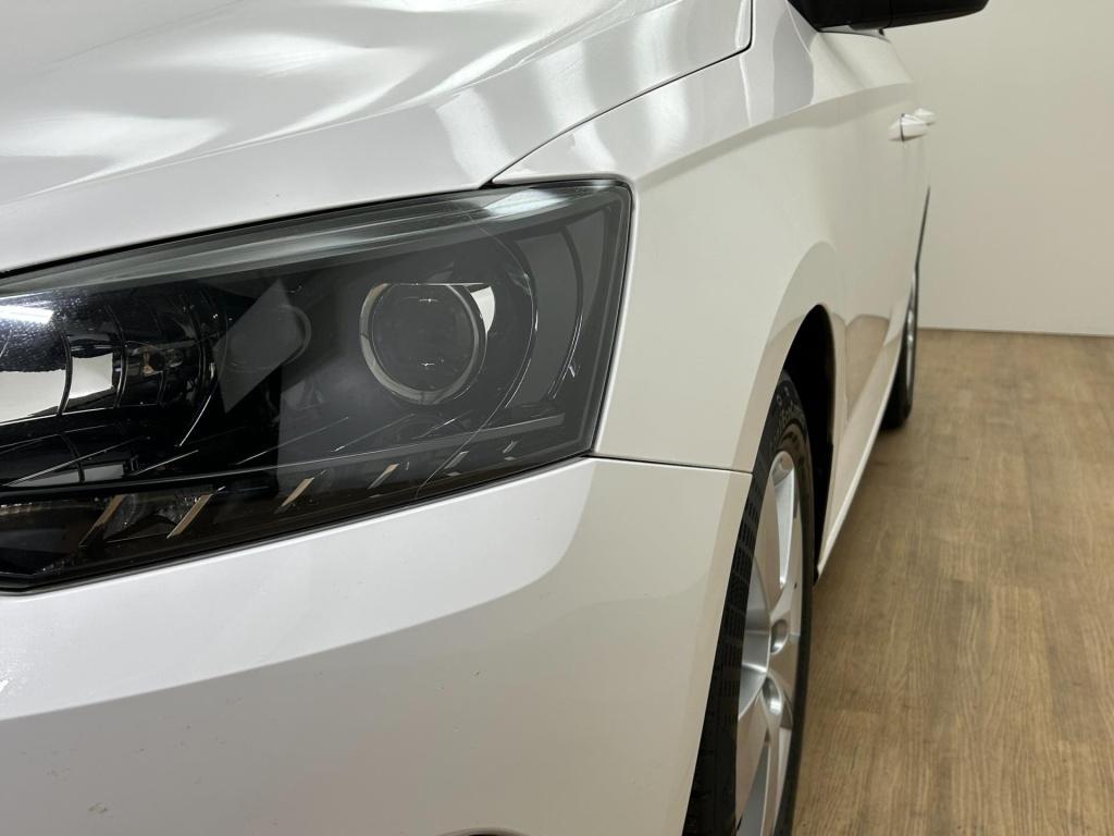 Skoda Fabia combi occasion 1.2 tsi ambition business | wit | tweedehands sk