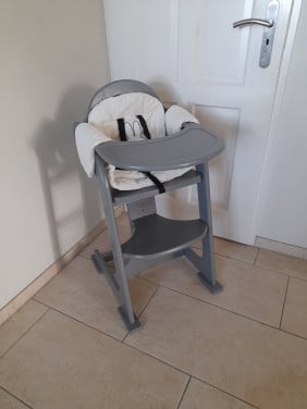 Houten Kinderstoel (in goede staat)