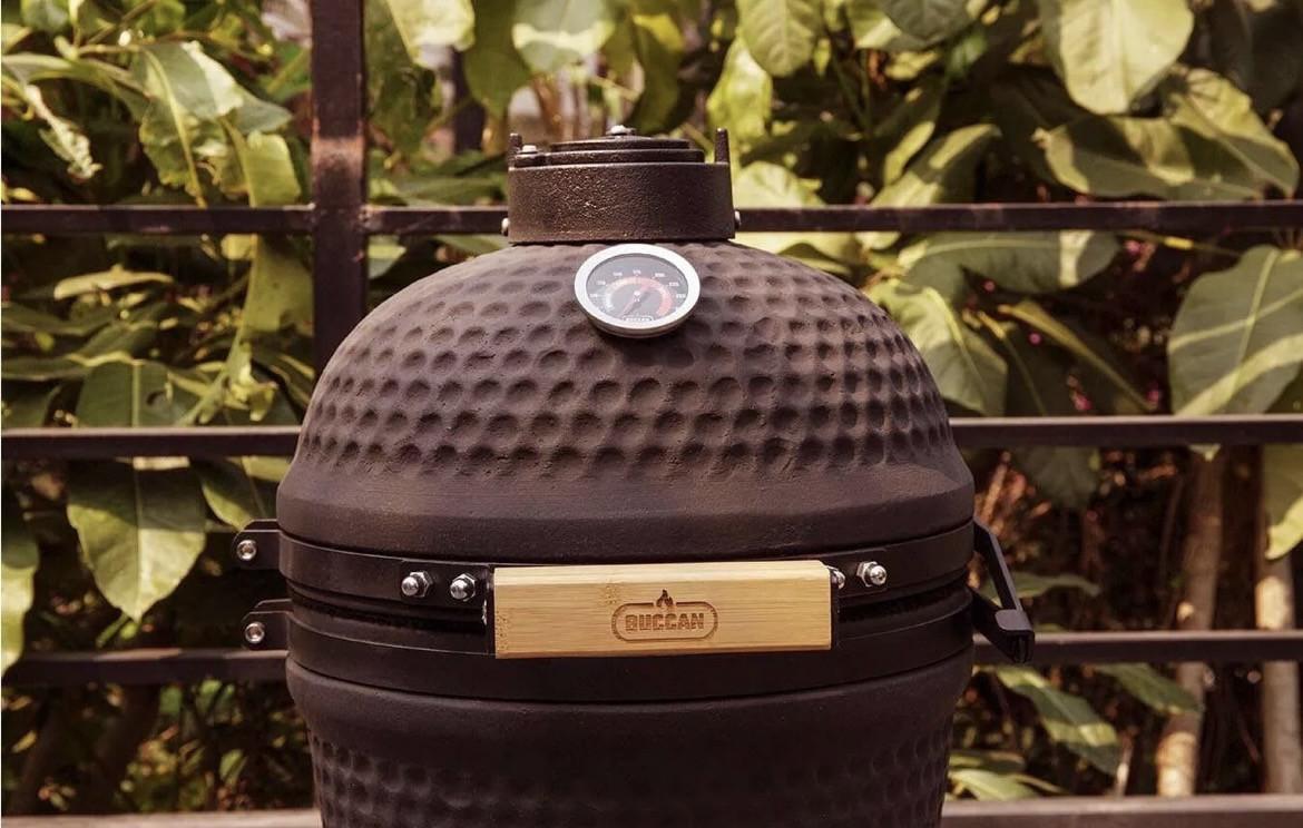 Nieuwe KAMADO BBQ / 13 Inch / Incl. originele hoes !!