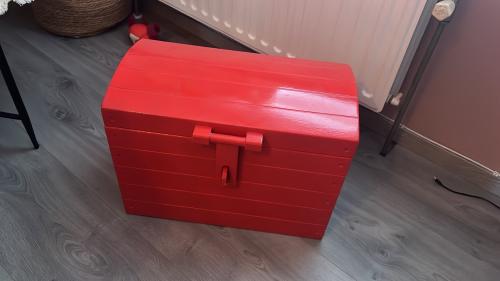 Speelgoed kist gevuld met Kapla