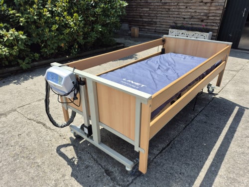 Elektrisch hoog-laag bed
