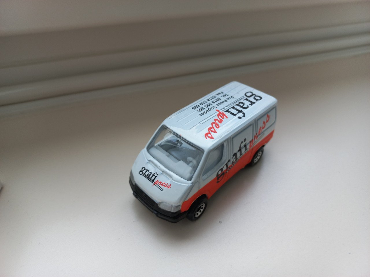 Matchbox Ford Transit