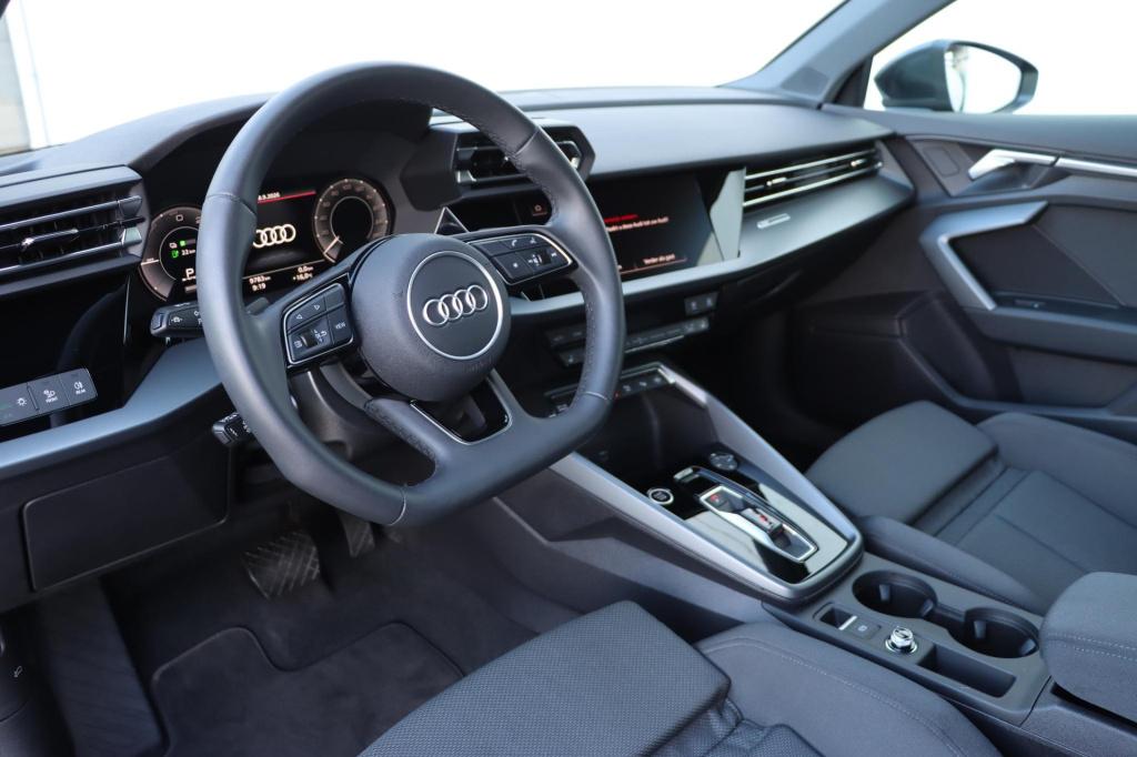 Audi A3 sportback 40 tfsi e advanced edition 204pk s-tronic | soh 99,9% |