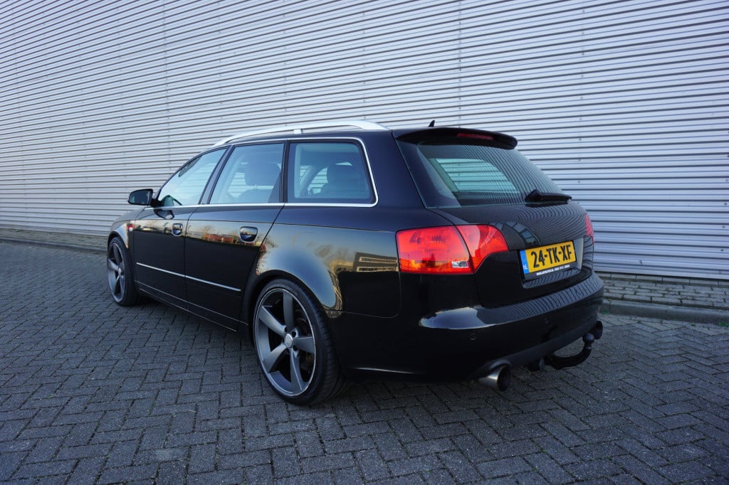 Audi A4 avant 3.2 fsi quattro pro line airco / cruise / navi / trekhaak / p