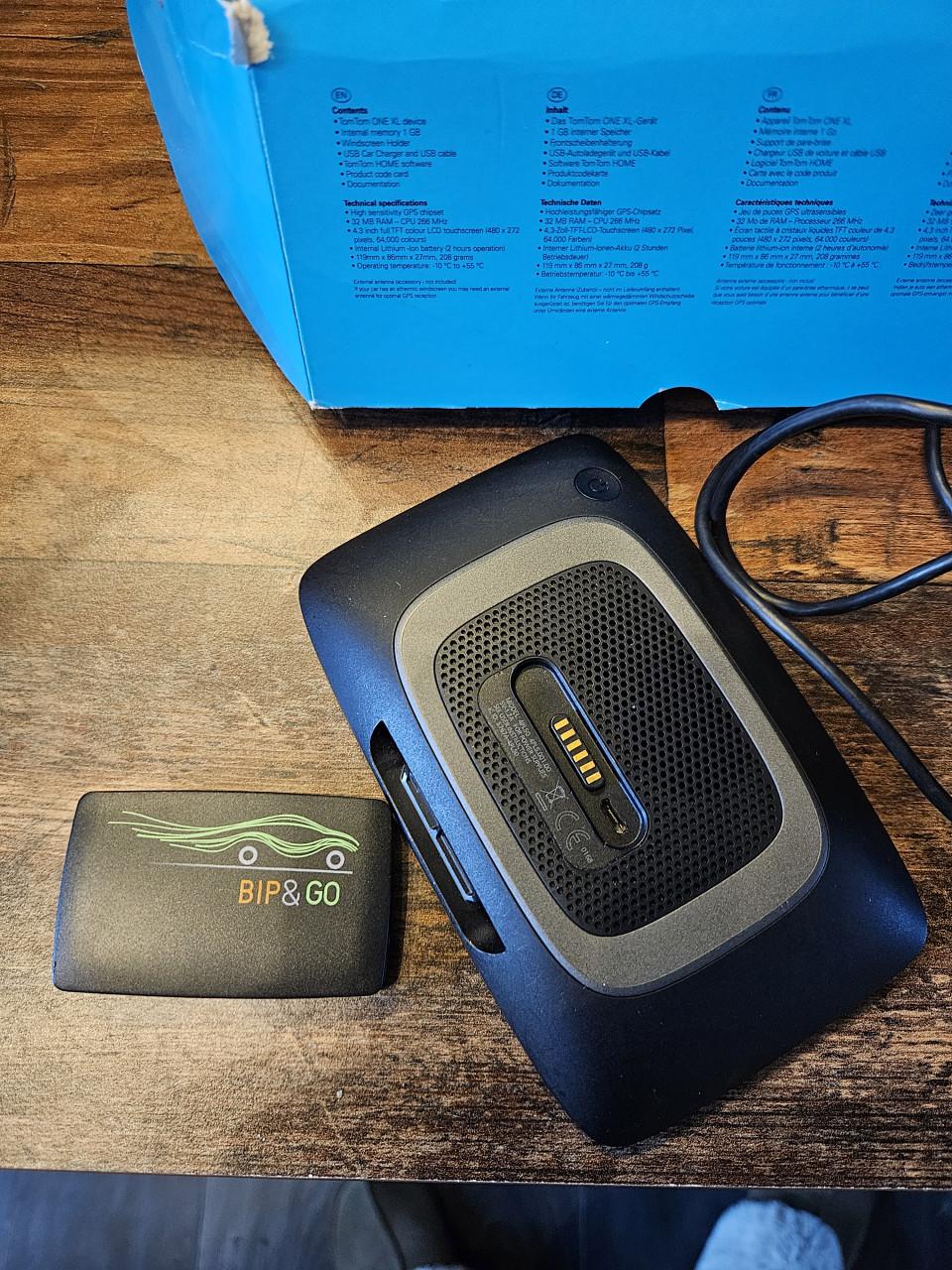 TomTom ONE XL Europe Navigatiesysteem met accessoires