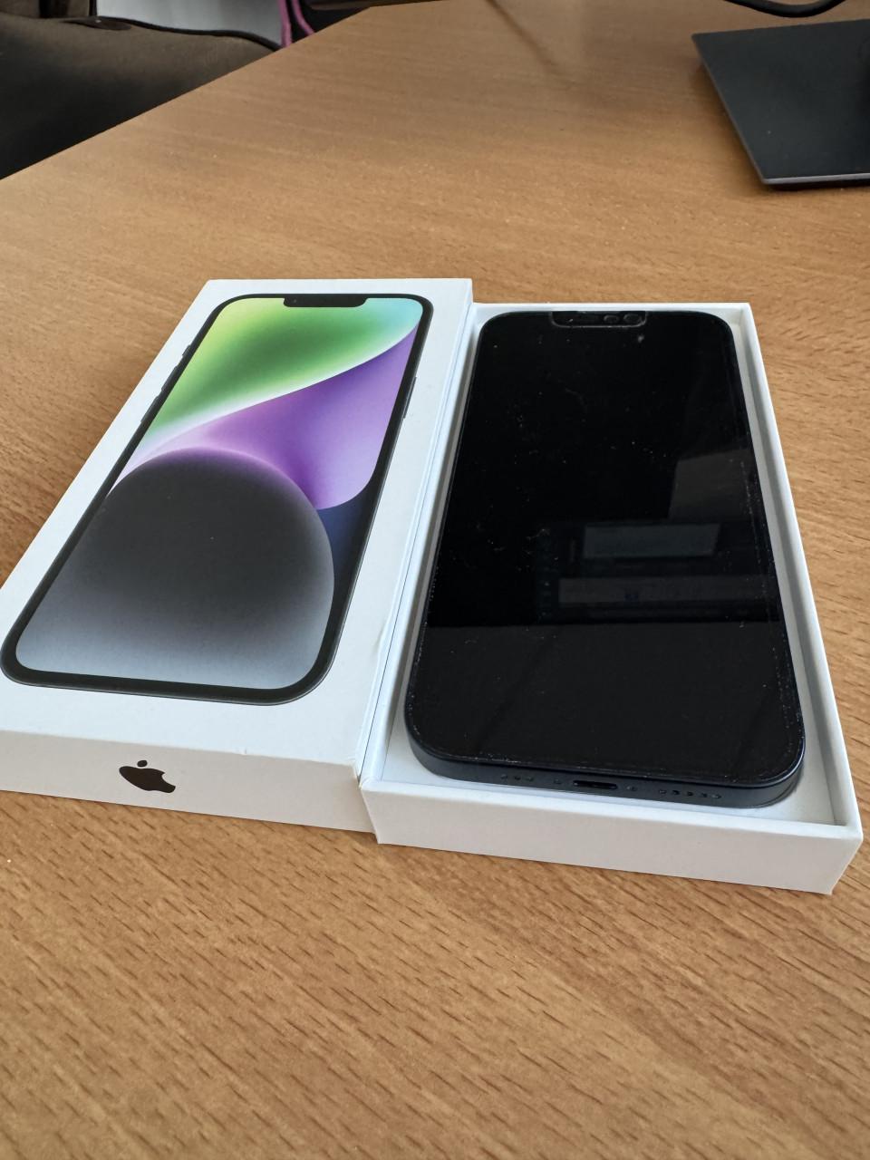Iphone 14 zwart 128gb schadevrij zeer goede staat batt. cond. 84%