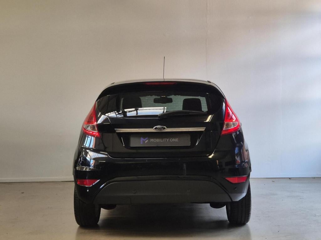 Ford Fiesta 1.4 titanium / automaat / nieuwe distriebutieriem