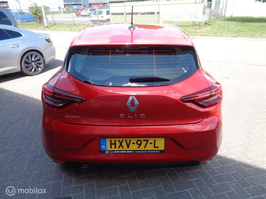 Renault Clio 1.0 tce intens/airco/lm velgen/carplay/pdc/cruise/full led/1st