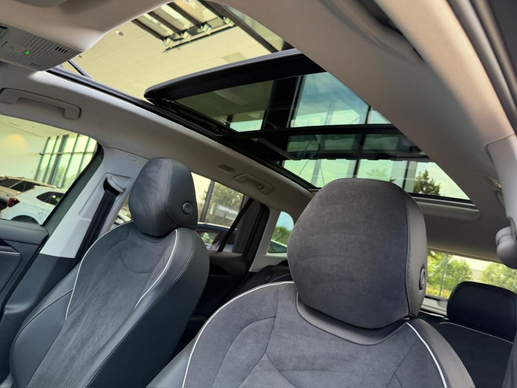 Volkswagen Tiguan 1.5 ehybrid elegance 204pk | trekhaak | 360 camera | pano