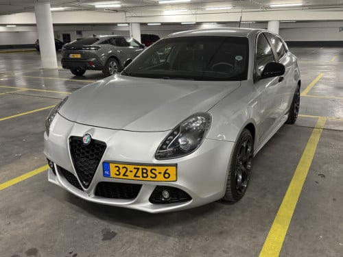 Alfa Romeo Giulietta 1.4T Distinctive - UNIEK
