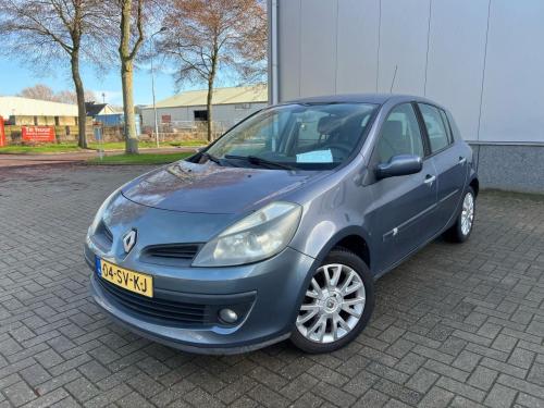 Renault Clio 1.4-16V Airco/ Cruise Jaar Apk