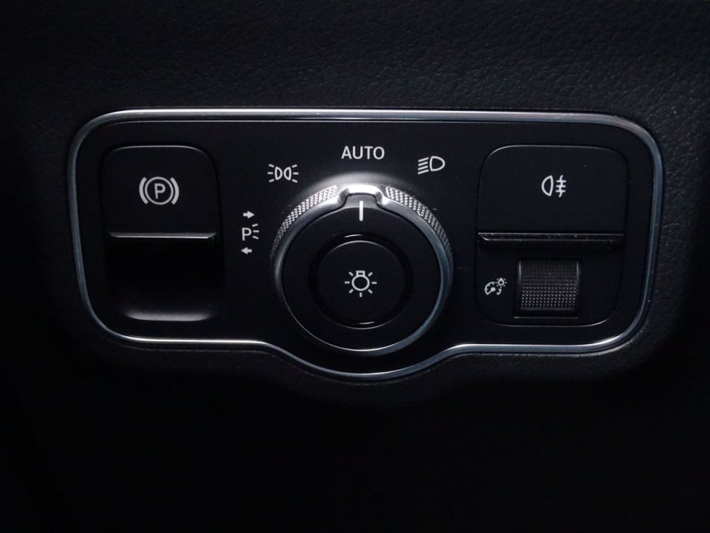 Mercedes-Benz B-Klasse 180 business solution amg business solution | wide s