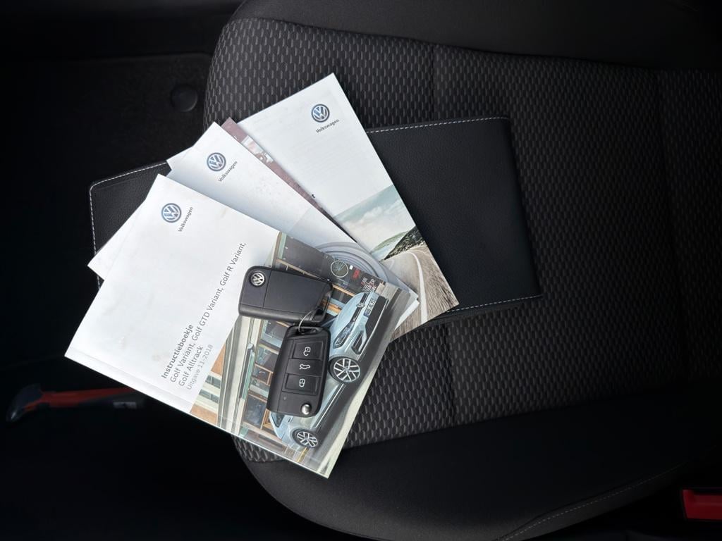 Volkswagen Golf variant 1.0 tsi trendline