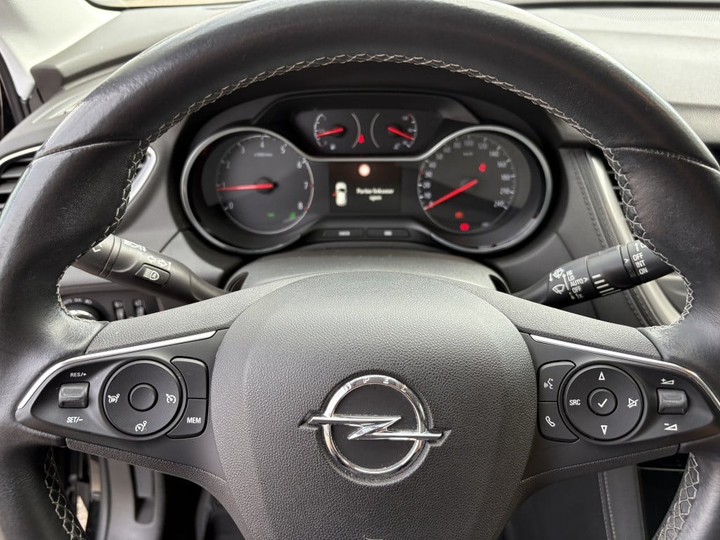 Opel Grandland X 1.2 turbo innovation