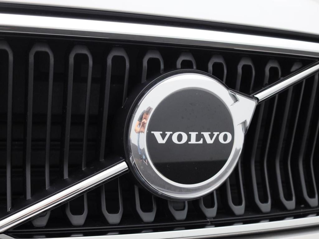 Volvo XC40 1.5 t2 essential | automaat | lmv | navigatie | virtual cockpit 