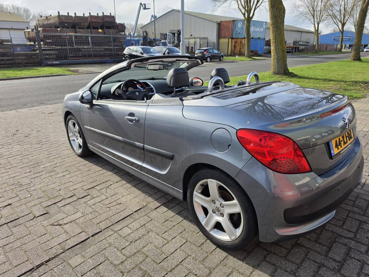 Te koop: Peugeot 207 CC 1.6 VTi Cabriolet
