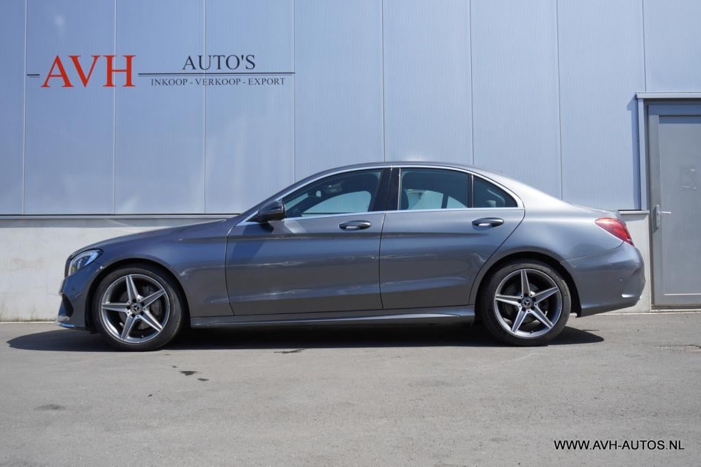Mercedes-Benz C-Klasse 180 business solution amg automaat