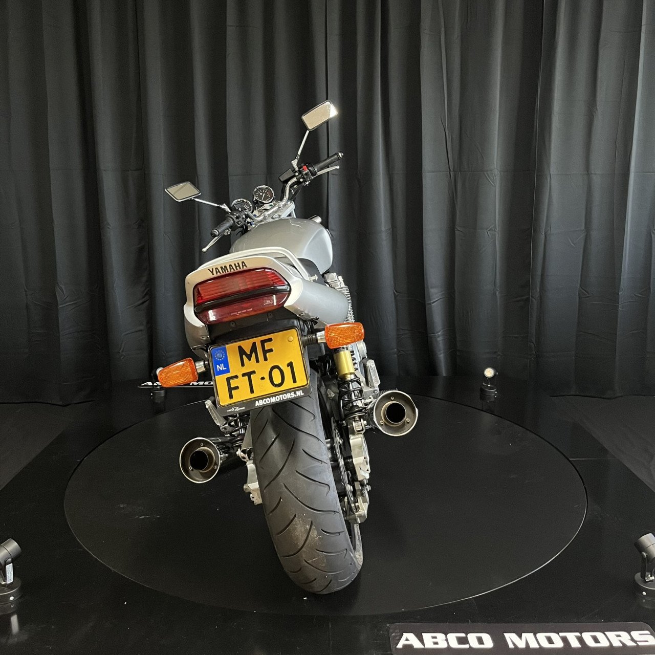 Yamaha XJR1300