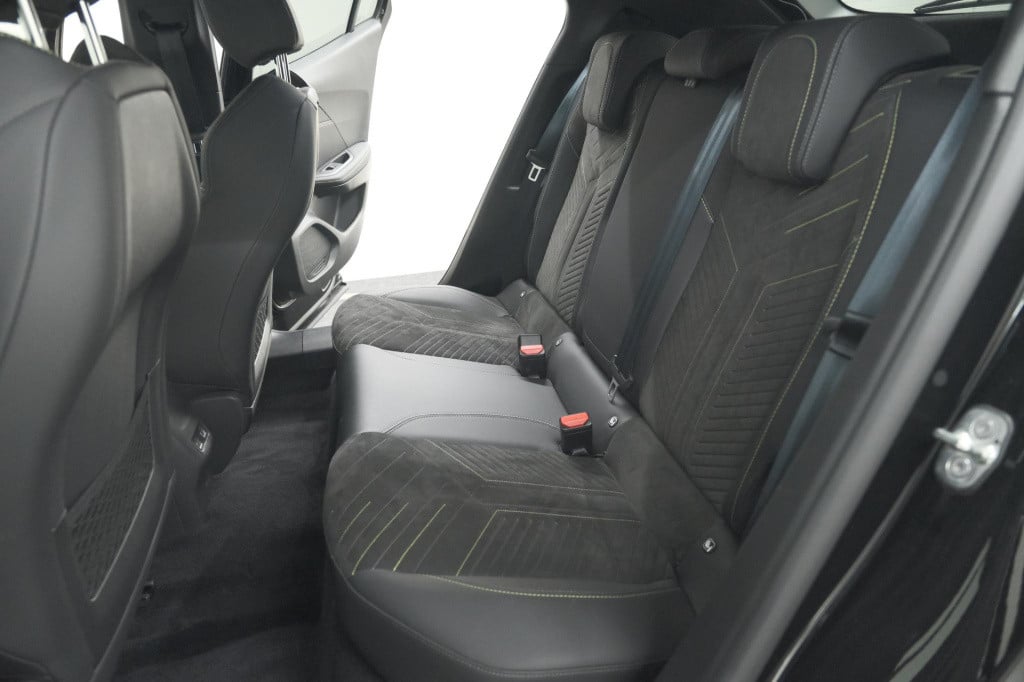 Peugeot 2008 puretech 130 eat8 gt | 360 camera | adaptieve cruise control |