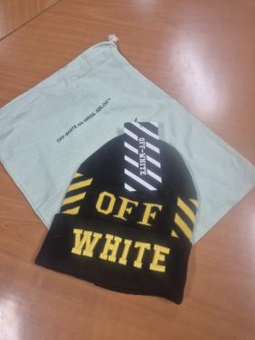 Off White wintermuts